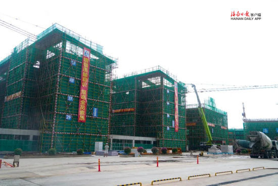 白沙縣第一小學(xué)新校址項(xiàng)目施工現(xiàn)場。白沙融媒體中心供圖