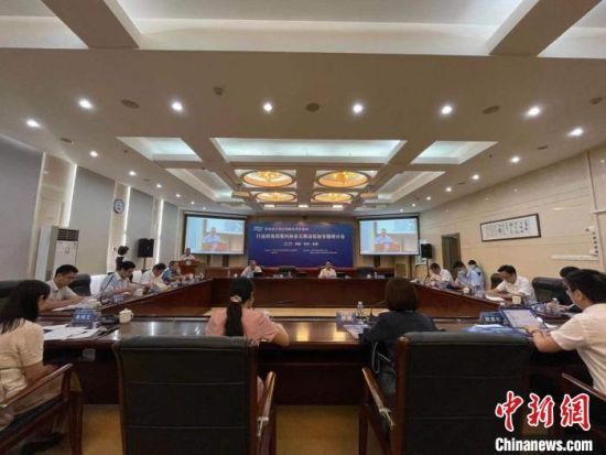 16գ羳¼mԪQC(j)ơ}ӑϴW(xu)ek(jin) z